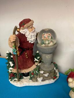 Snowman bobbleheads, Pfaltzgraff Santa music box snow globe, and more