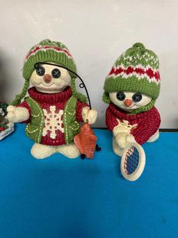 Snowman bobbleheads, Pfaltzgraff Santa music box snow globe, and more