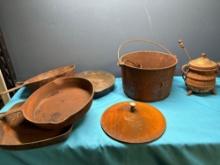 Griswold and other cast-iron pans pots Iron cauldron