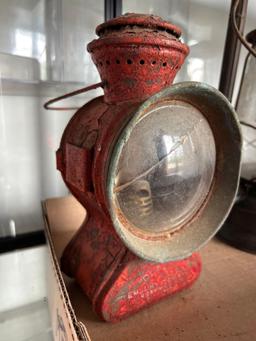 antique automobile embury duplex lantern, Dietz lantern