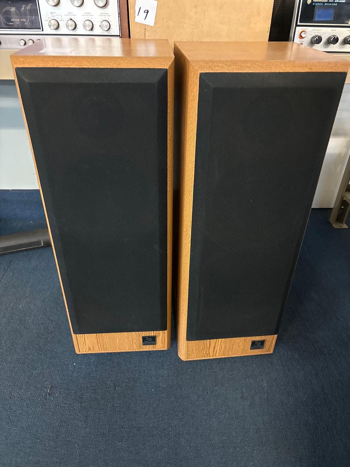 Pair of infinity floor speakers