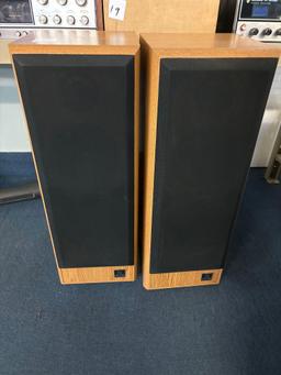 Pair of infinity floor speakers