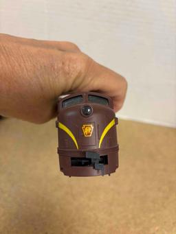 HO scale Pennsylvania number 5856 electric engine and Baltimore and Ohio number 92 a diesel electric