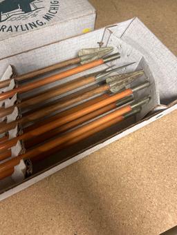 Bear arrows