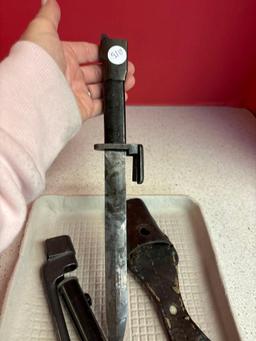 Bayonet no 4 MKII with sheath