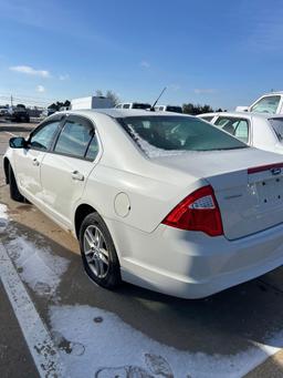 2010 Ford fusion SE four-door sedan only 60,639 miles