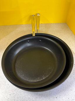 1 all clad skillet, 2 Lagastina skillets