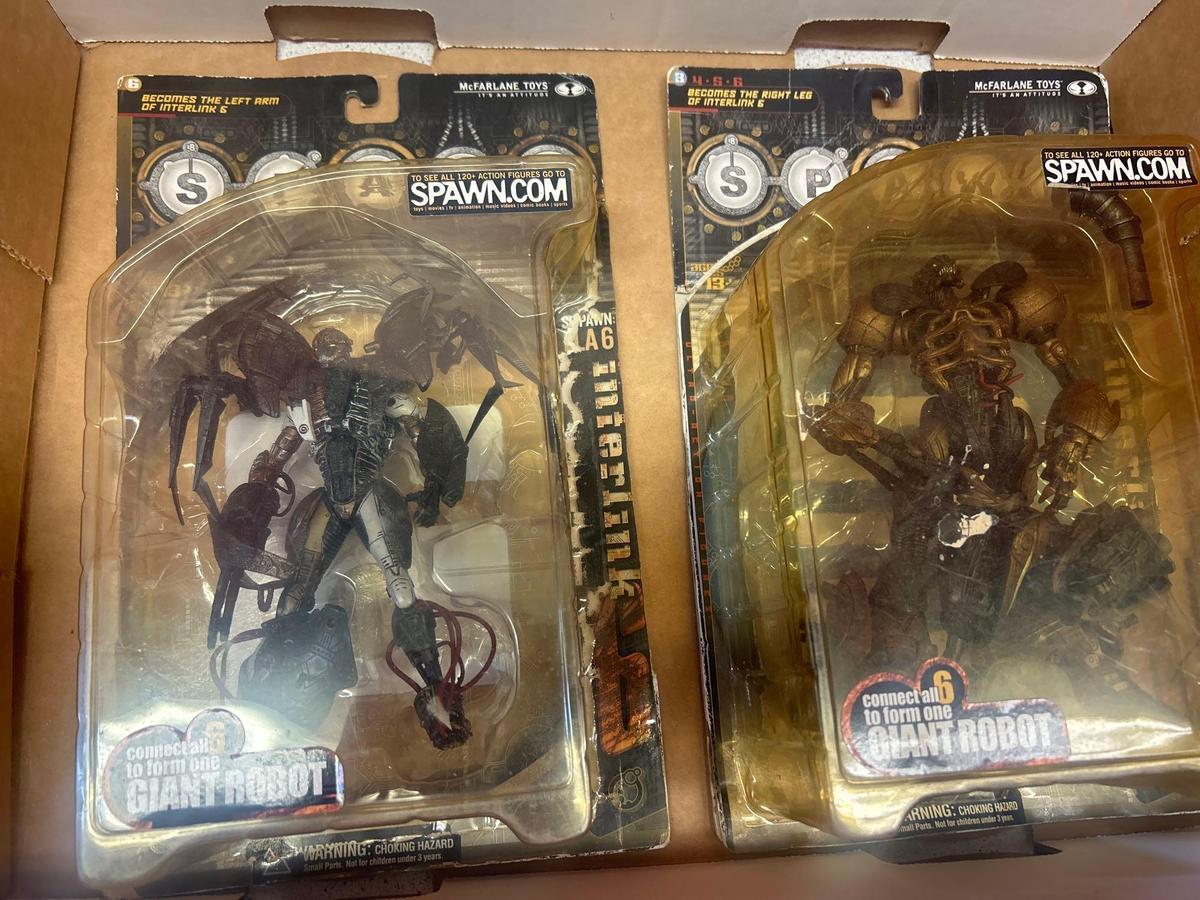 2 McFarlane spawn action figures in original packages