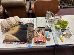 Mixed lot includes kitchen items, perfume bottle, etc