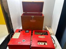 fisher m scope metal detector in wooden box