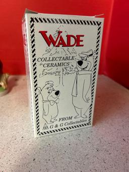 Wade Yogi Bear with box
