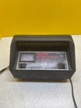 SCHUMACHER battery charger