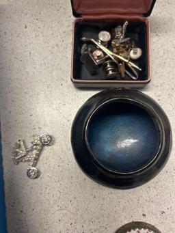 costume jewelry