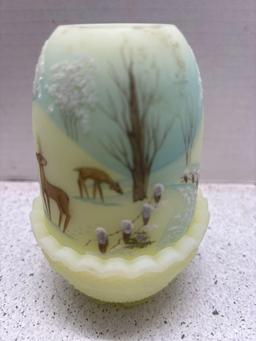 Fenton 1979 Christmas fairy lamp