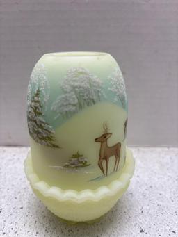 Fenton 1979 Christmas fairy lamp