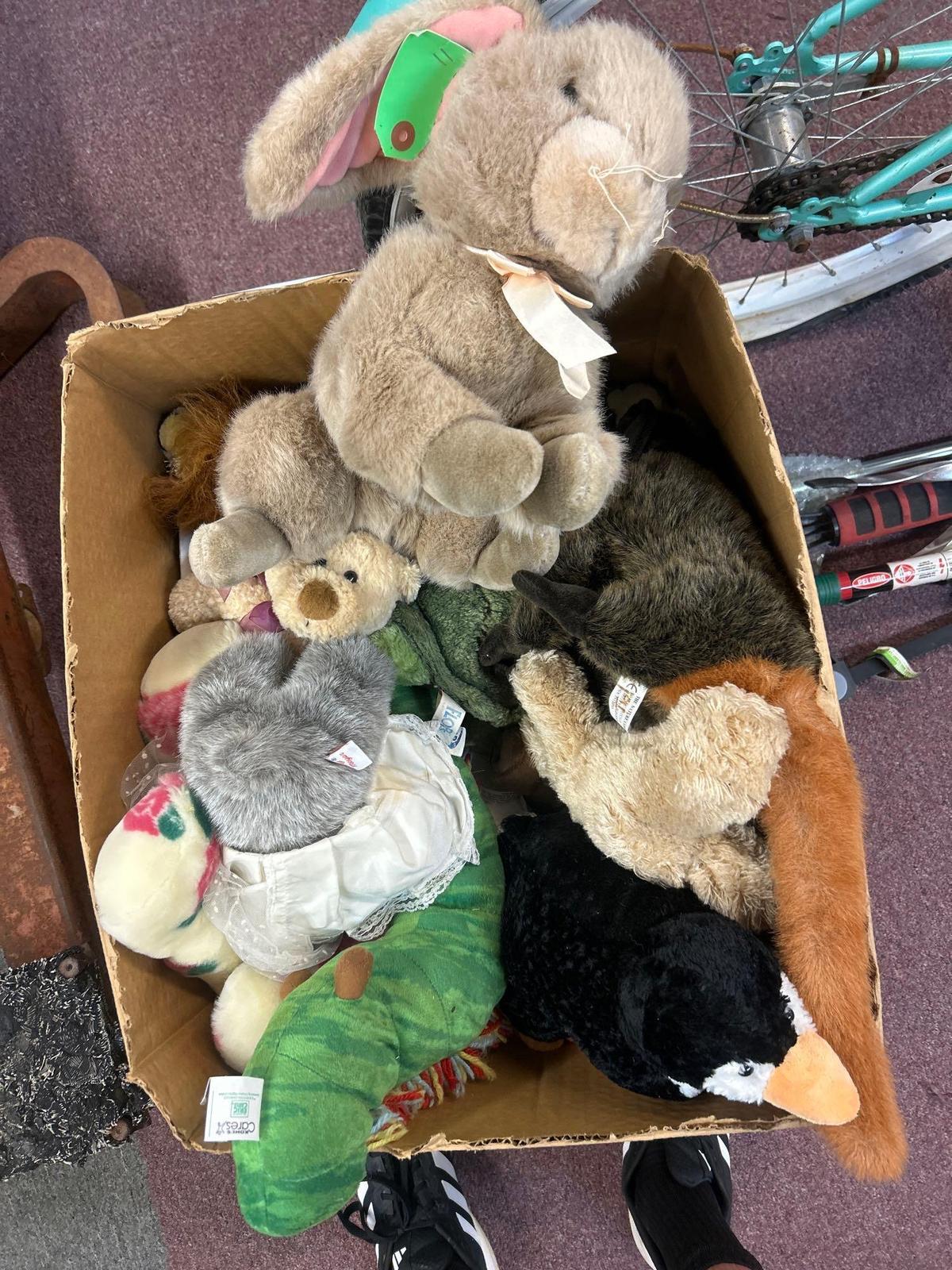 mixed lot of stuffed animals