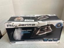 ROWENTA powerful steam iron