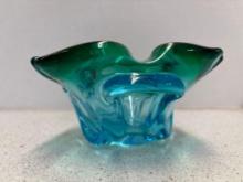 Art glass 3 inches tall 6 inches wide
