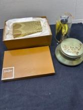 NEIMAN Marcus lady stockings in box