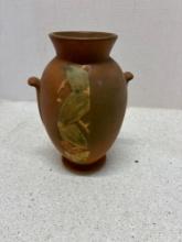 Weller Velva pottery vase