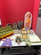 Vintage wall art, other eclectic items, see pictures