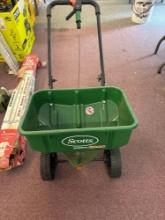 Scott speedy green 3000 spreader