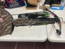hunter crossbow with carbon impact and other arrows with carry bag