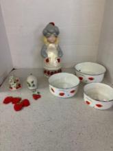Strawberry themed items