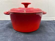 France porcelain overcast iron covered pot