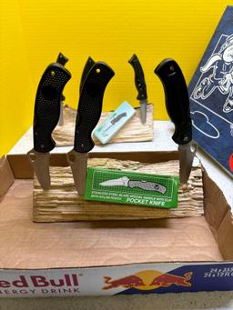 Nine collectible knives