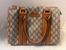 gucci purse GG logo