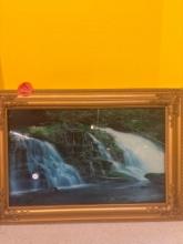 Framed motion light appears to have cracks