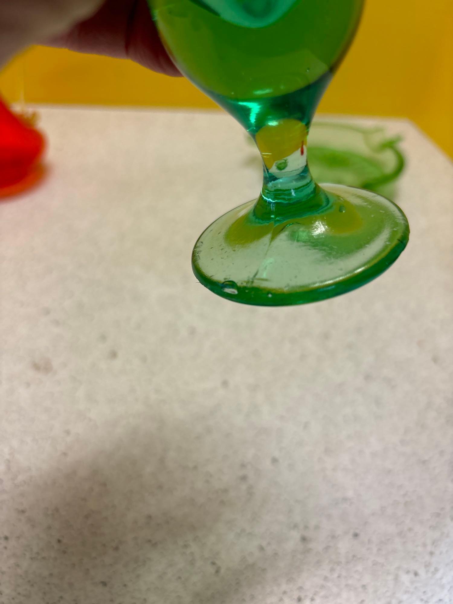 Uranium swung vase, ashtray, crackle vase with uranium handle