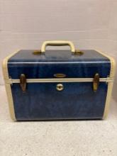 vintage Samsonite train case luggage