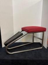 vintage Shelby Williams shoe fitting stool