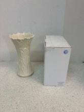 Lenox Woodland vase 8 3/4 inches tall