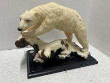 polar bear statue