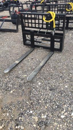 UNUSED MID-STATE HYD ADJUSTABLE FORKS;