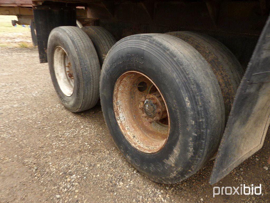 1991 WHGM WCS T/A DUMP TRUCK;