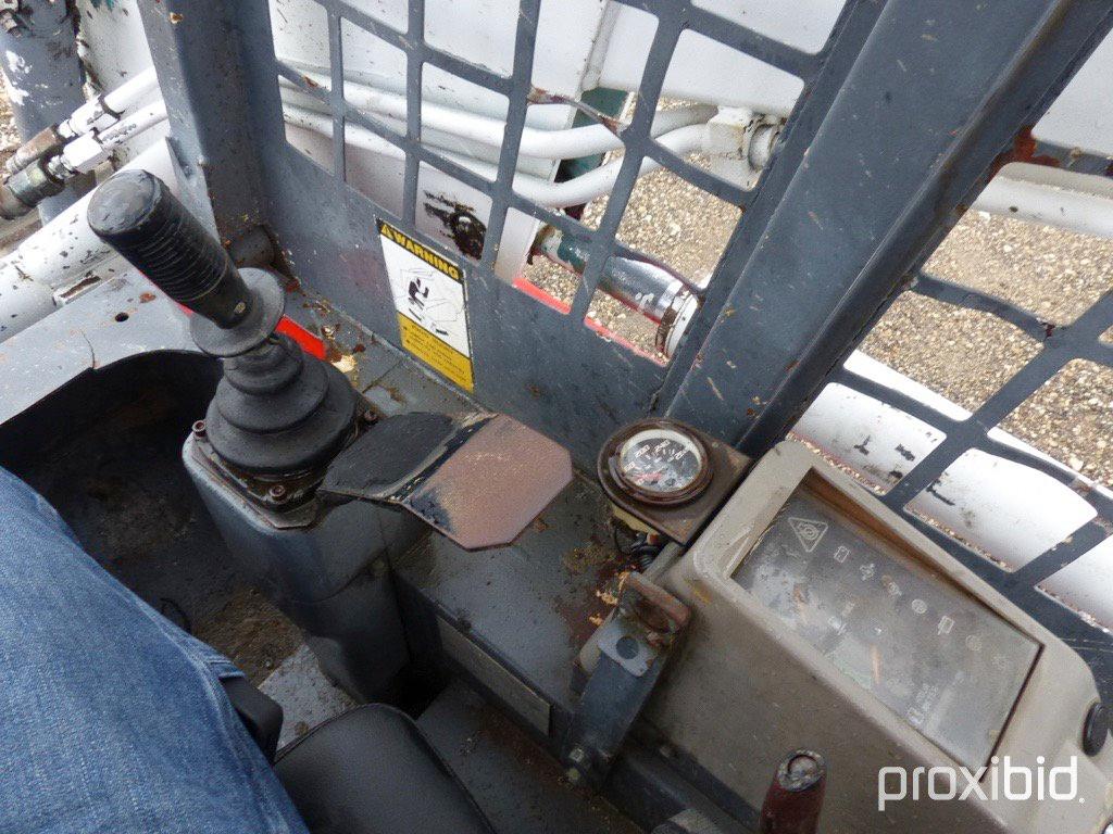 TAKEUCHI TL26 SKID STEER;