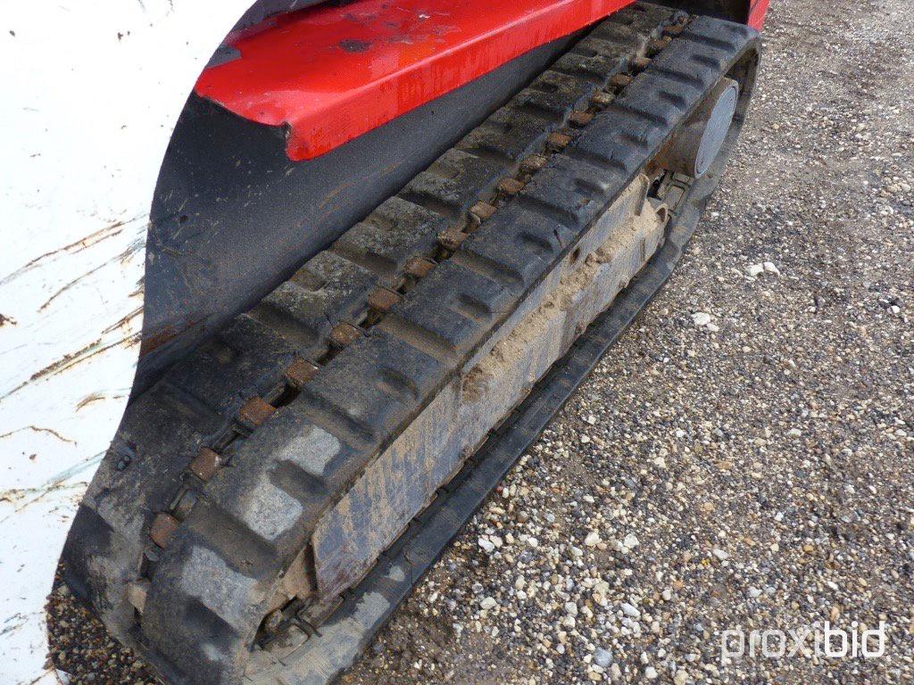 TAKEUCHI TL26 SKID STEER;