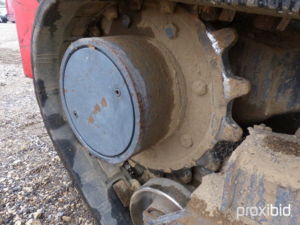 TAKEUCHI TL26 SKID STEER;