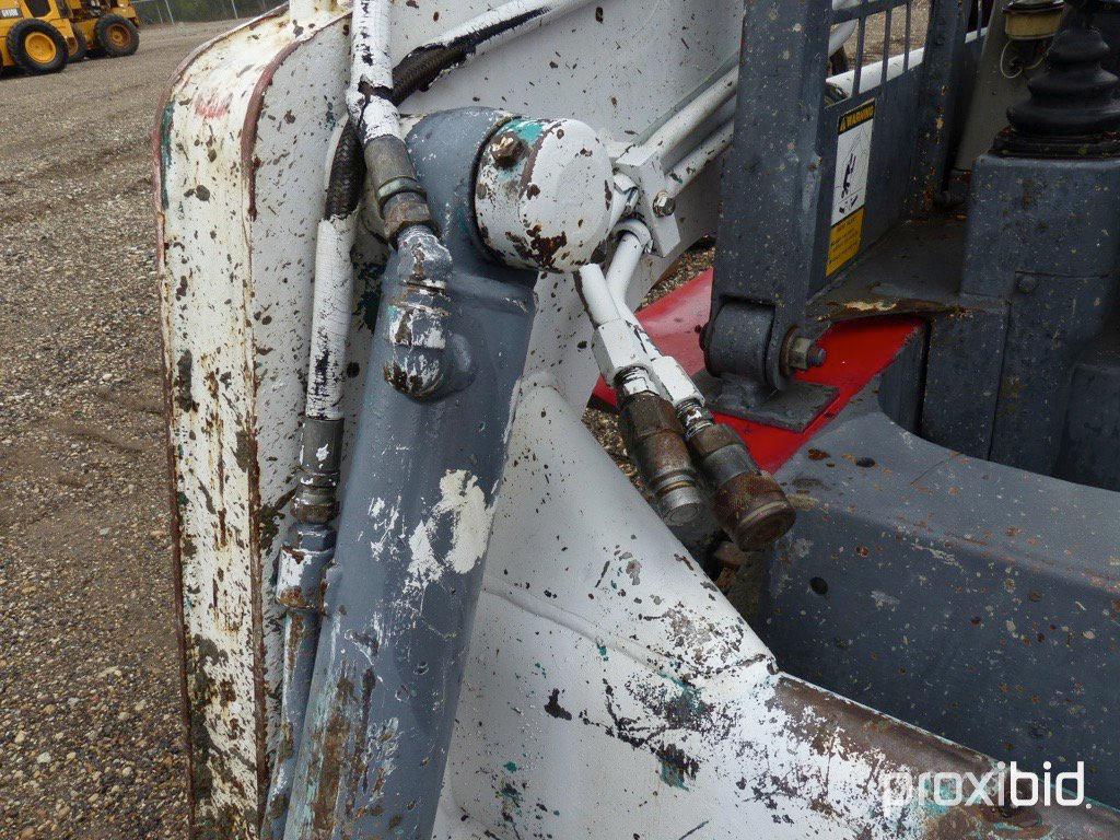 TAKEUCHI TL26 SKID STEER;