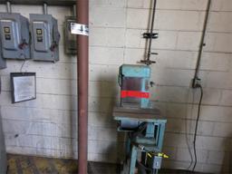 ROCKWELL DELTA BELT SANDER