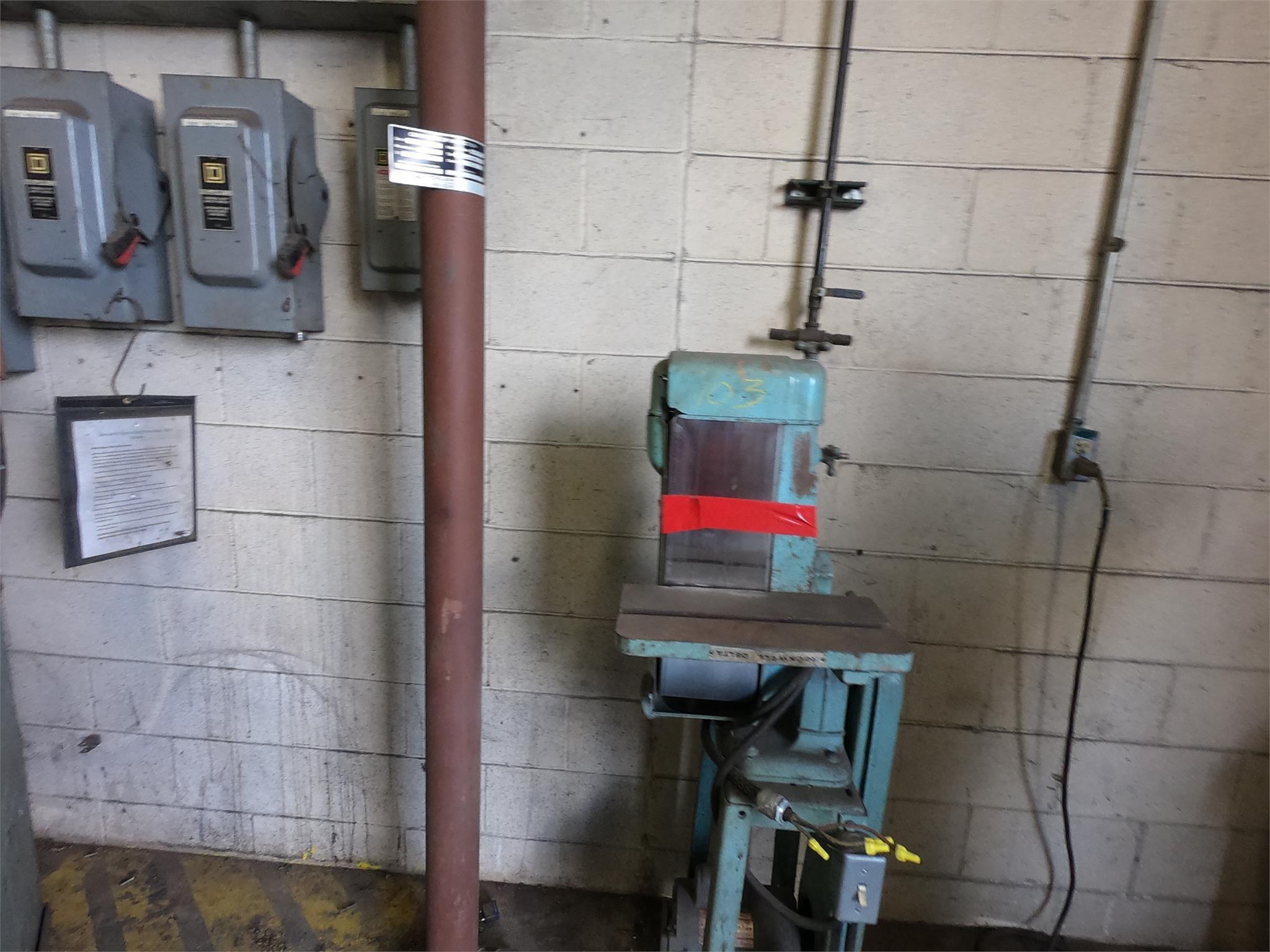 ROCKWELL DELTA BELT SANDER
