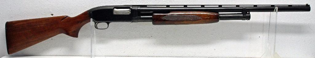 Winchester Model 12 12 Ga. Pump Action Shotgun Simmons Vent Rib Modified Choke 25" Bbl Mfg. 1958
