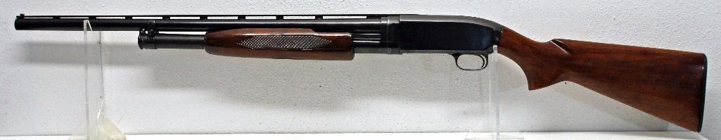 Winchester Model 12 12 Ga. Pump Action Shotgun Simmons Vent Rib Modified Choke 25" Bbl Mfg. 1958