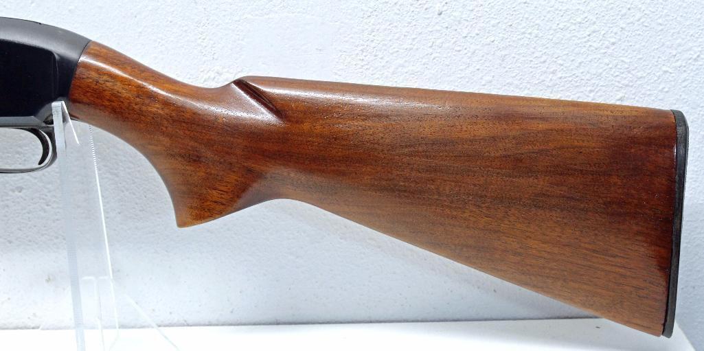 Winchester Model 12 12 Ga. Pump Action Shotgun Simmons Vent Rib Modified Choke 25" Bbl Mfg. 1958