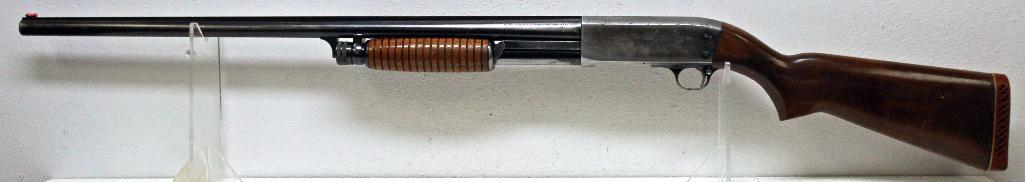 Ithaca Model 37R Featherlight 12 Ga. Pump Action Shotgun 28" Solid Rib Modified Choke Bbl 2 3/4"