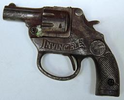Mixed Lot Cap Guns - Cast Iron Kilgore Invincible (does not Fire), Hubley Texas Ranger, Hubley